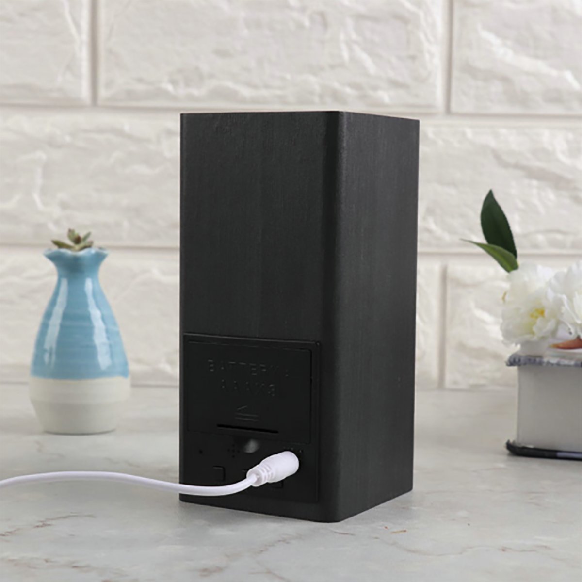 多功能木紋竹LED時鐘/溫度計/日期筆筒 - 黑木 收納 文具