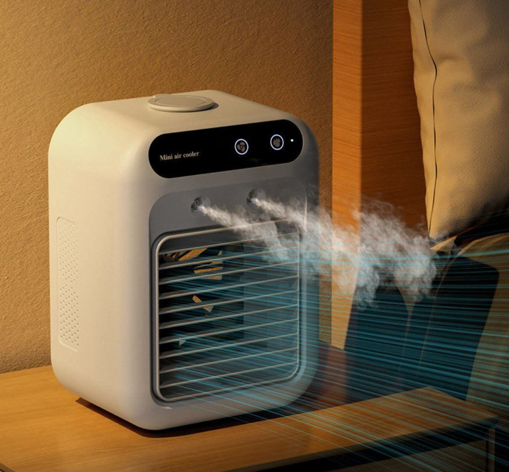 USB spray mini small air conditioning fan desktop artifact small air cooler mini fan
