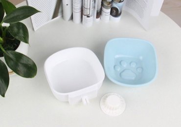 懸掛式寵物碗- (籠掛碗)- 藍色/ 粉紅色/ 灰色 (顏色隨機) 寵物貓狗用品貓籠狗糧貓糧