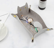 Nordic style cat leather storage tray car key loose silver eyes headphones watch jewelry earrings bracelet ring necklace cosmetics perfume lipstick stationery sundry storage tray change tray key storage box minimalist style desktop storage tray (grey)