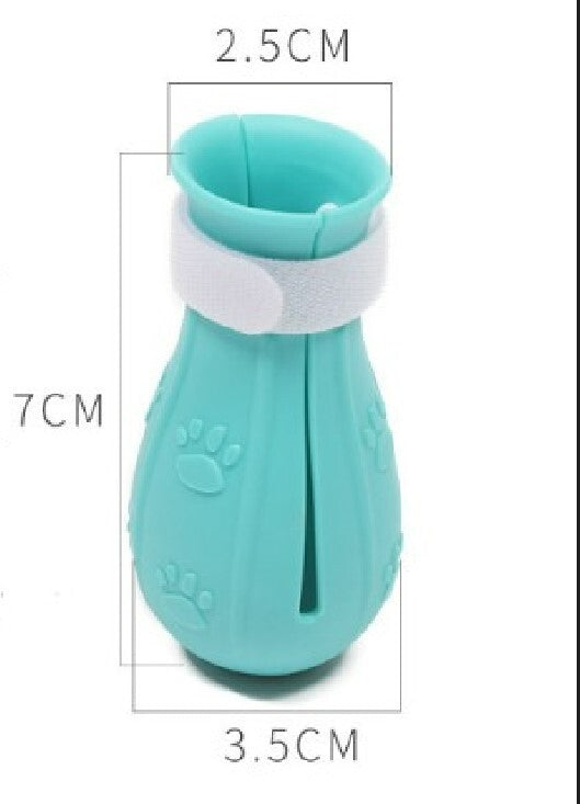Anti-scratch cat foot cover, pet supplies, washing cat bag, cat bathing artifact, pet foot cover, cat foot cover, cat claw cover, light green shirt and pants