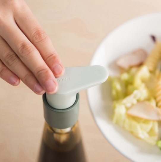 小號蠔油擠壓器 廚房調味瓶壓嘴泵頭 通用按壓嘴神器 蠔油泵 廚房料理工具 蠔油 茄汁 醬料 芝麻醬 辣椒醬 醬汁揼 無印風生活用品 傢俱