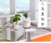 【Office必備】辦公室三角置物架 轉角收納神器 植物花架 文具文件收納 裝飾架 辦公桌隔板 書桌 書檯 辦公桌面 擱板 鐵架 掛架 辦工位改造 隔斷轉角懸掛金屬花架桌面架子 返工收納架(白色)