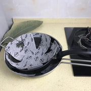 Thickened non-stick pot holder / cast pot coating protective pad - heat insulation pad / anti-scratch stove (3 size set) non-woven pot bottom protective pad non-slip heat insulation easy to clean printed felt pot holder combination pack