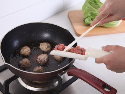 Kitchen DIY supplies meatball maker fish slider shrimp slider homemade tool meatball squeezer hot pot gadget spoon