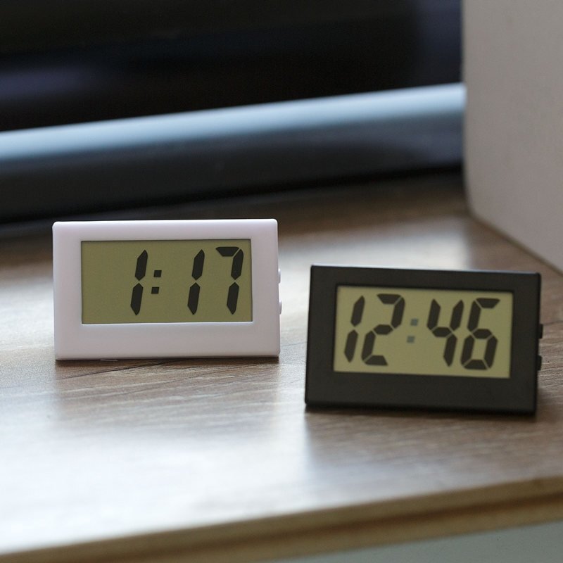 Mini Japanese electronic clock (black) 5.5cm electronic clock