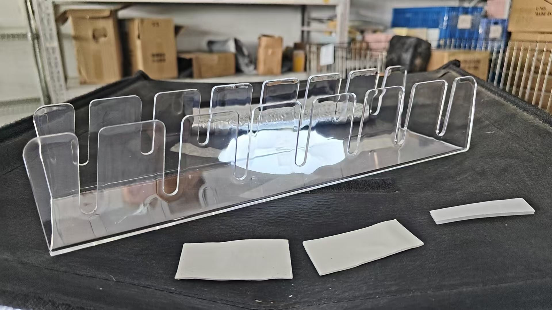 HK260107JJQT15916RMN01_3