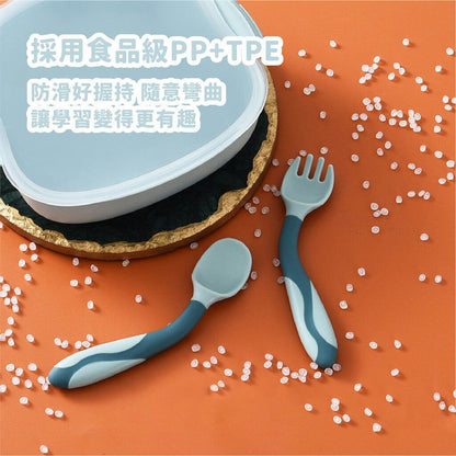 寶寶學習餐具 可彎曲 兒童餐具 防滑 彎曲湯匙 寶寶湯匙 兒童 訓練 餐具 扭扭 湯匙組 寶寶餐具大眼小怪獸嬰兒喂養訓練彎頭扭扭勺叉子套裝可彎曲訓練勺 匙羹- View 3-ManyMart 萬嚟買