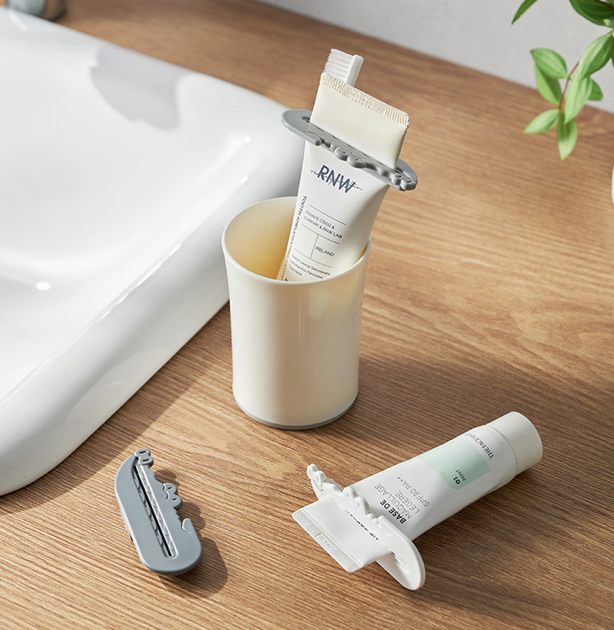 3 toothpaste squeezers, lazy tooth squeezer, facial cleanser squeeze clip, crocodile cream squeezer