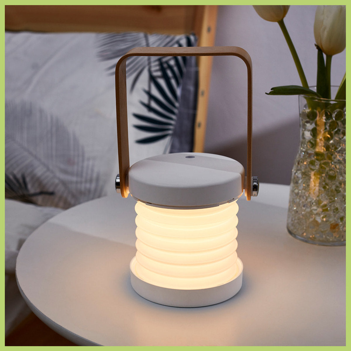Creative deformable table lamp, foldable LED lantern, LED table lamp, camping charging room lamp, dual-purpose deformable table lamp, gift idea for Valentine's Day