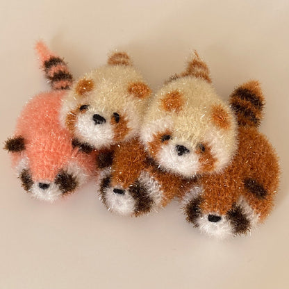 Japanese Zakka red panda scouring pad powerfully removes oil stains, cute kitchen dishes, pots and pans, dish towels, cartoon home toilet, bathroom cleaning sponge (brown)
