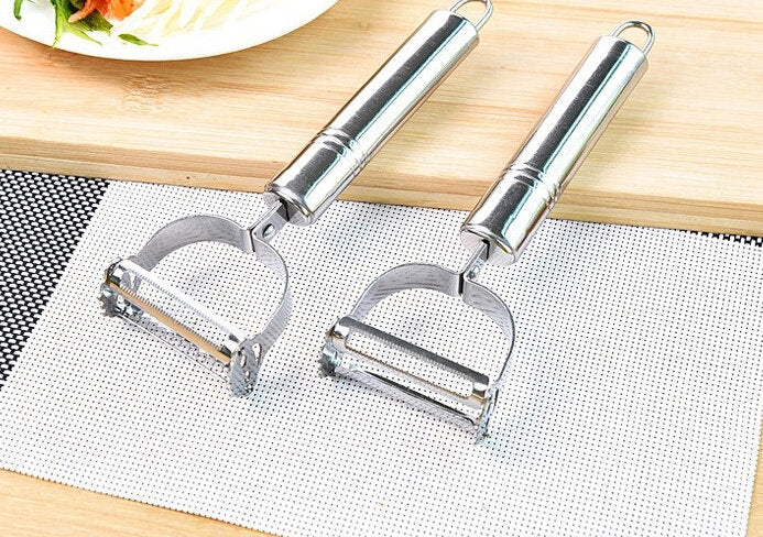 Stainless steel peeling knife multi-functional smiley face planer fruit, vegetable and melon planer potato grater double-headed peeler peeling knife planer