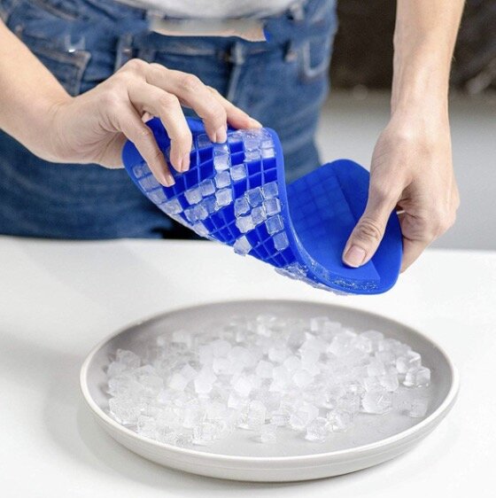 Blue 160 grid silicone mini small square ice tray silicone ice making mold creative ice making box small ice cube ice grain grid small ice cube crushed ice mold square ice cube crushed ice ice tray mold ice making box