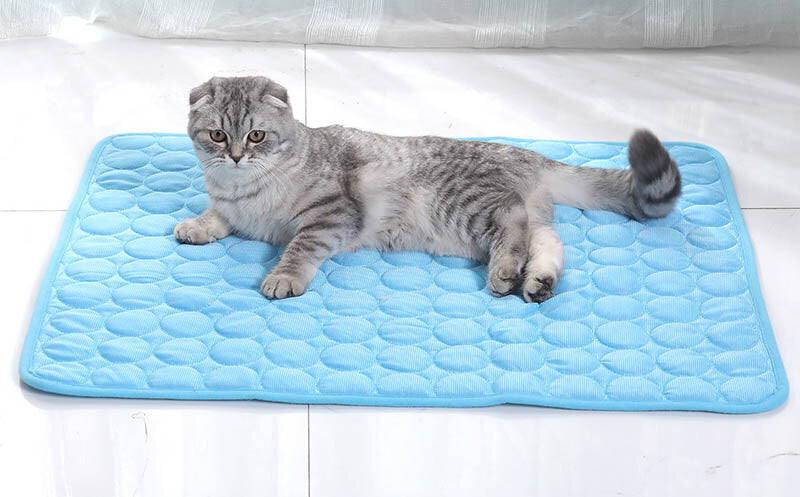 Pet Ice Mat Summer Cool Dog Mat Pet Cat Mat Breathable Ice Silk Cat Nest Pet Supplies Summer Dog Mat Cooling Mat