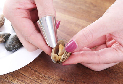 Multifunctional shell-opening artifact for picking and chopping vegetables, hand guard and finger guard, kitchen iron nail cover picker, pistachio melon seed picker, does not hurt nails, peeling knife