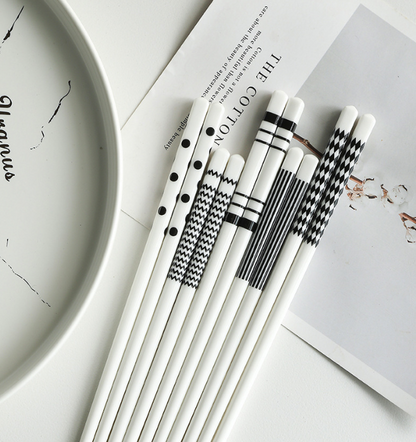 5對 陶瓷筷子勺子湯勺家用筷子 送禮入伙禮物餐具 筷子 筷子架
