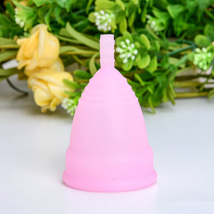 Reusable foldable menstrual cup silicone moon cup menstrual cup (pink) women's silicone menstrual cup menstrual leak-proof aunt cup menstrual cup can replace tampons sanitary cup tampons