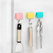Japanese creative super suction magnetic hook microwave refrigerator traceless hanging magnet hook nail-free
