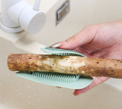 Multi-purpose cleaning brush can be bent arbitrarily. Kitchen cleaning vegetable artifact fruit brush dishwashing brush fruit and vegetable brush