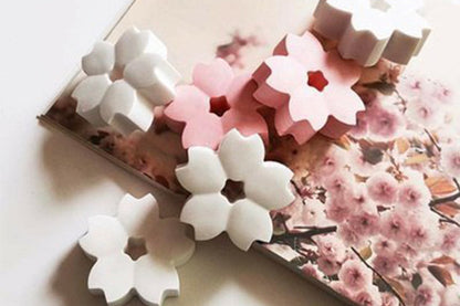 2 pieces of Sakura diatomaceous earth dehumidification and anti-mildew blocks, diffuser stones in random colors, set of 2